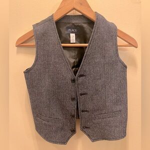Children’s place size 7/8 boys herringbone vest